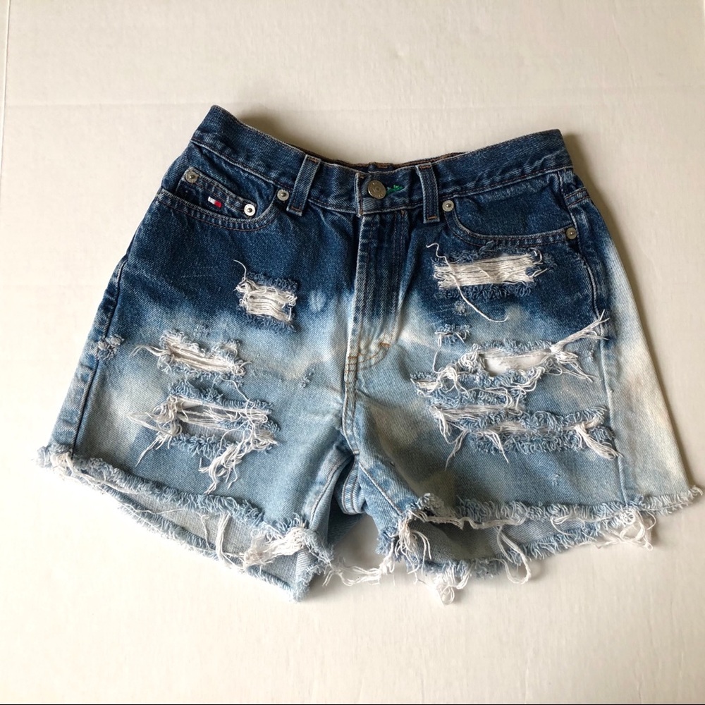 Tommy Hilfiger Ombré Bleached shorts